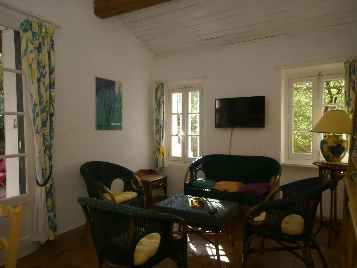 Holiday Home In Six Fours Les Plages With Terrace Six-Fours-les-Plages