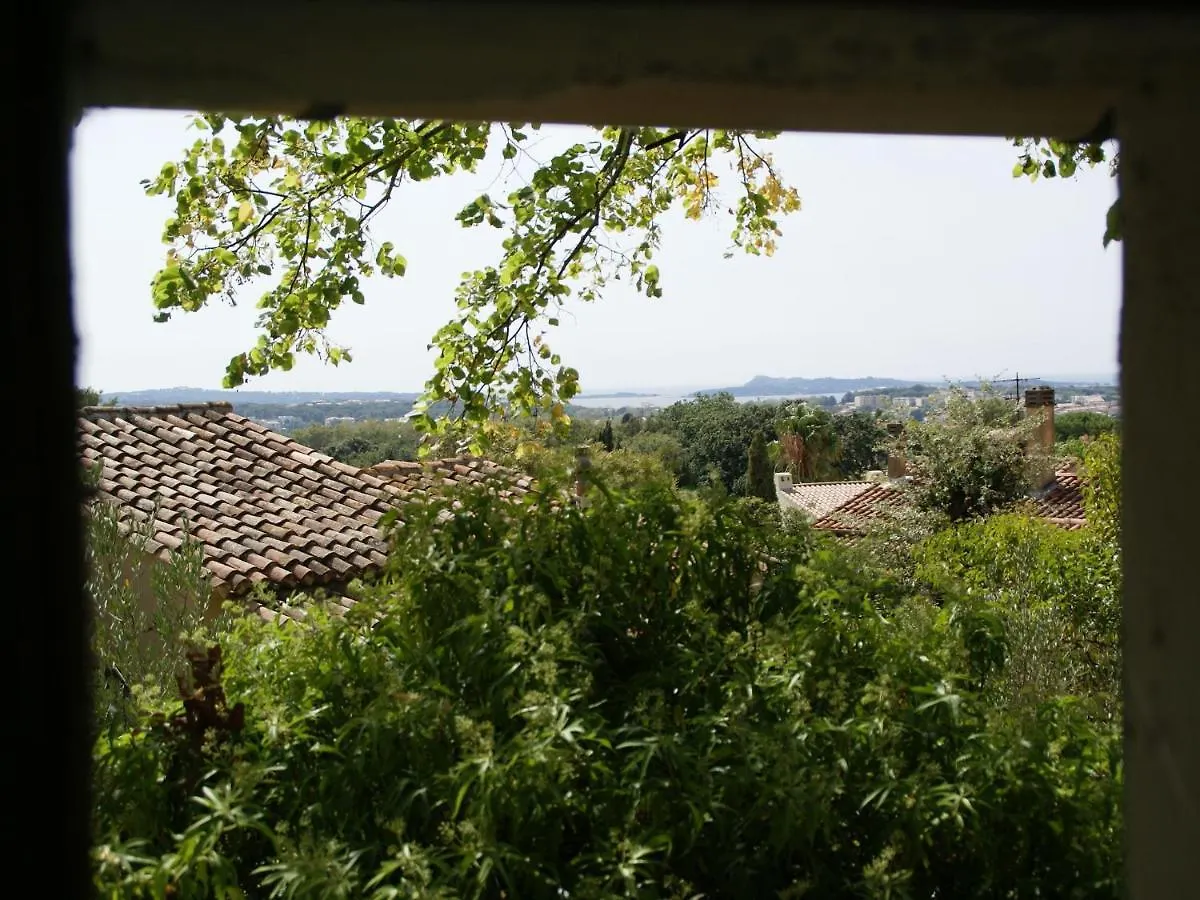 Holiday Home In Six Fours Les Plages With Terrace Six-Fours-les-Plages