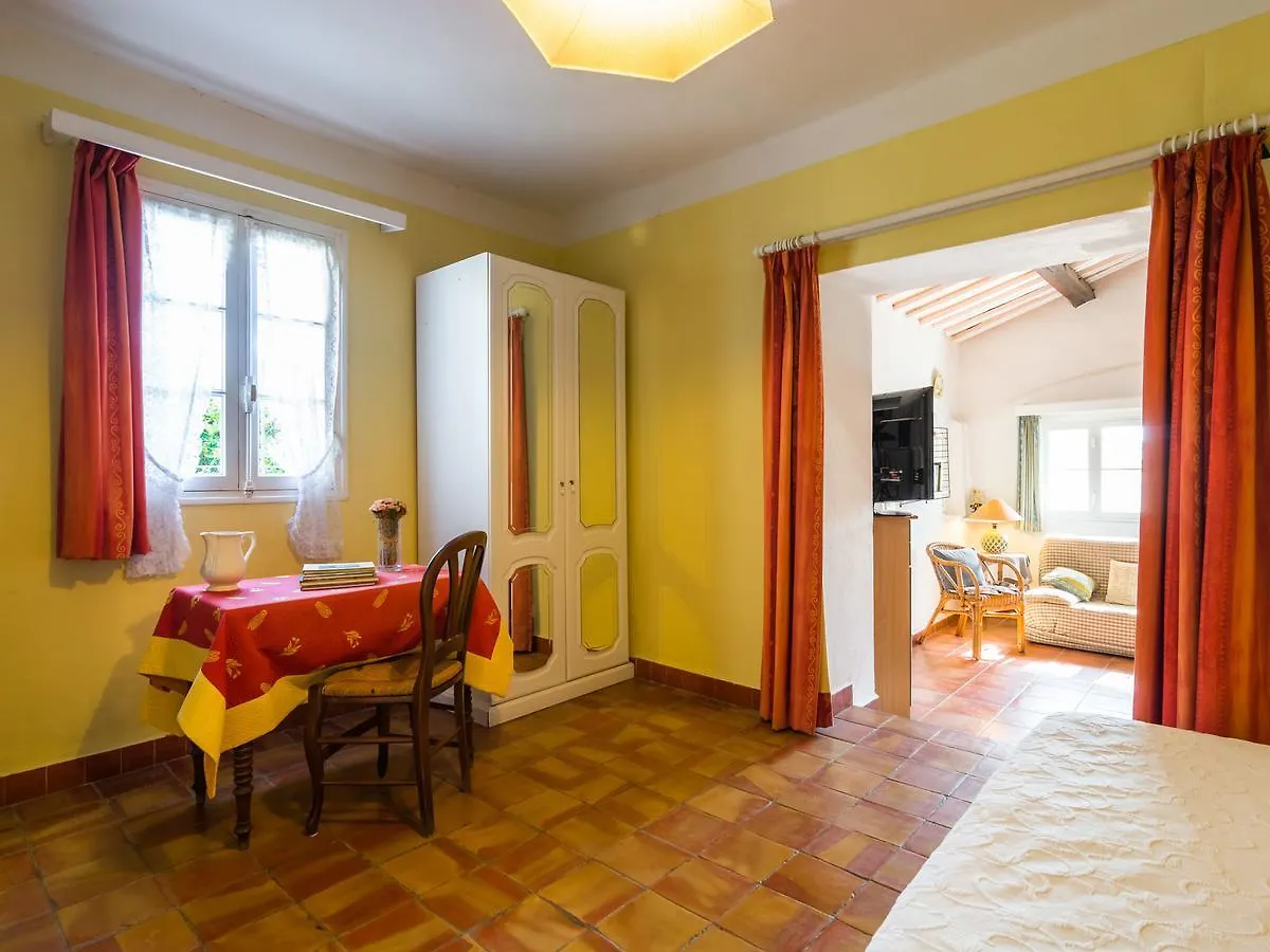 Holiday Home In Six Fours Les Plages With Terrace Six-Fours-les-Plages